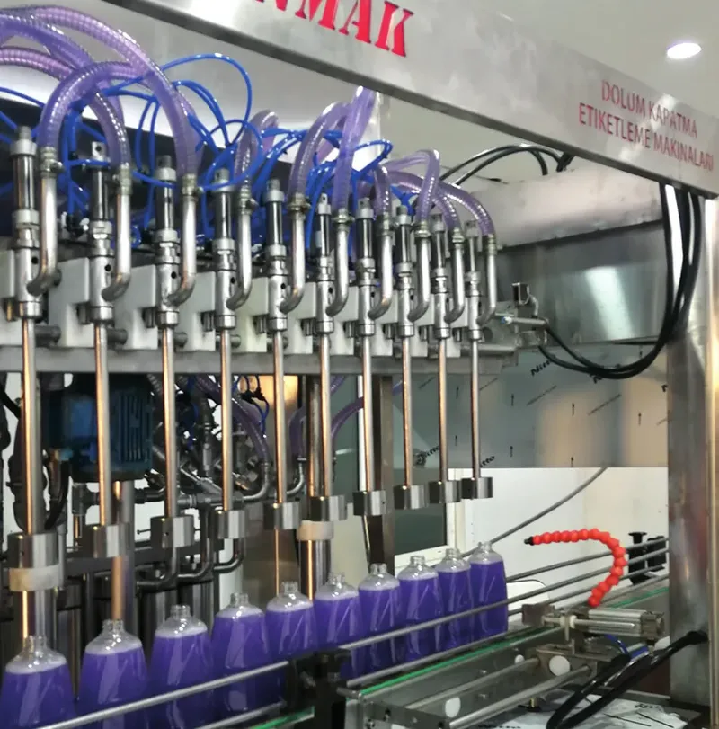 12 Nozüllü Volumetrik Servo Sistemli Dolum Makinası